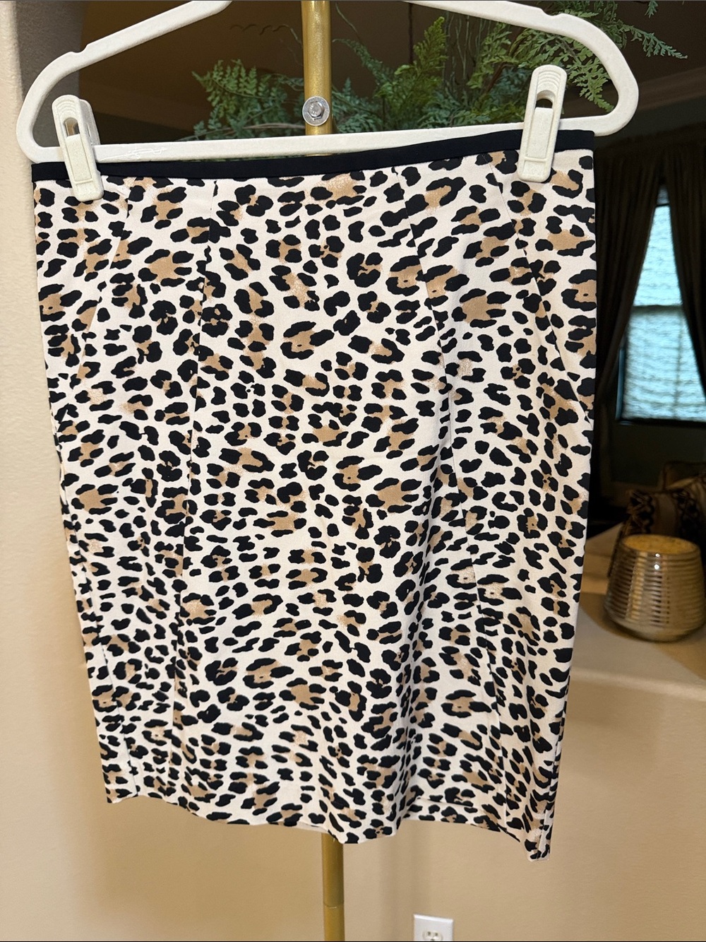 White House Black Market Leopard-Print Pencil Skirt